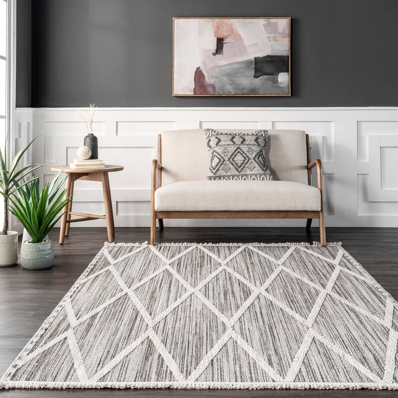 Nuloom Marcy Geometric Tasseled Area Rug