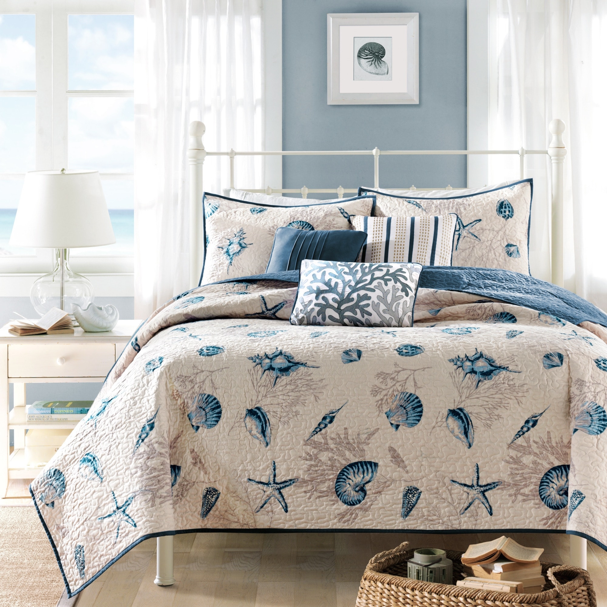 Madison Park Bayside Blue Quilt Set with Throw Pillows