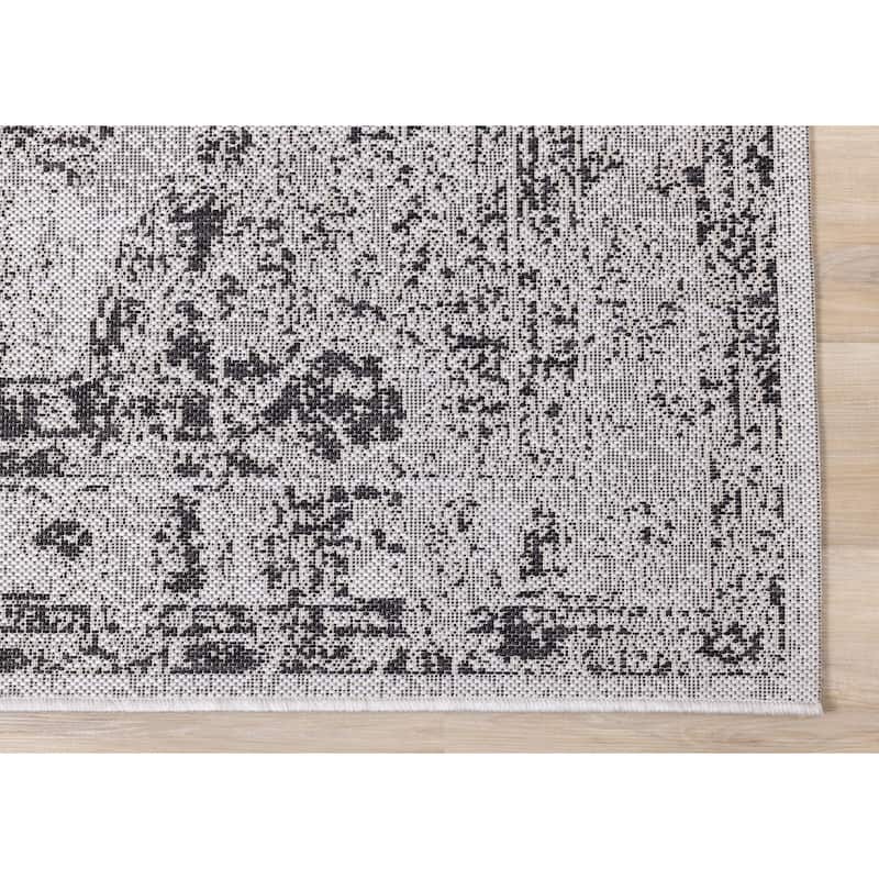 Jackson Collection - Grey/Black Distressed Traditional Indoor/Outdoor Area Rug