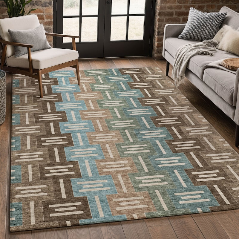 Machine Washable Indoor/ Outdoor Modern Wamego Chantille Rug