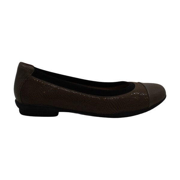 clarks female shoes sale