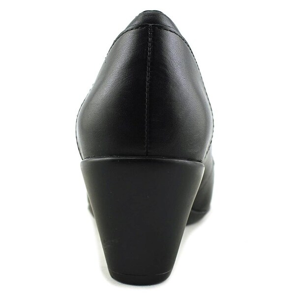 easy spirit black heels