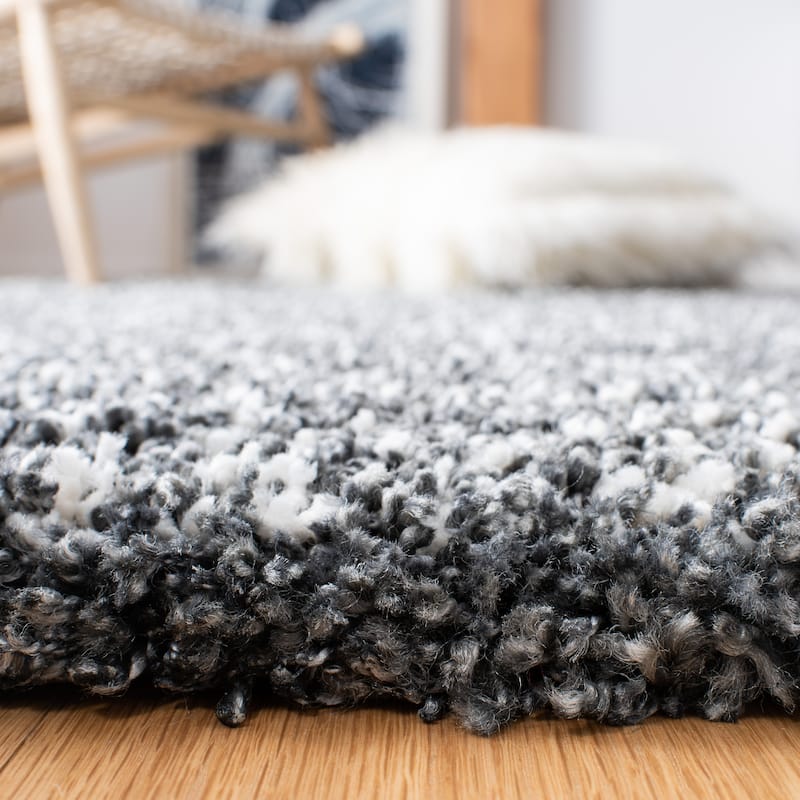 SAFAVIEH Hudson Shag Justine Modern 2-inch Thick Rug