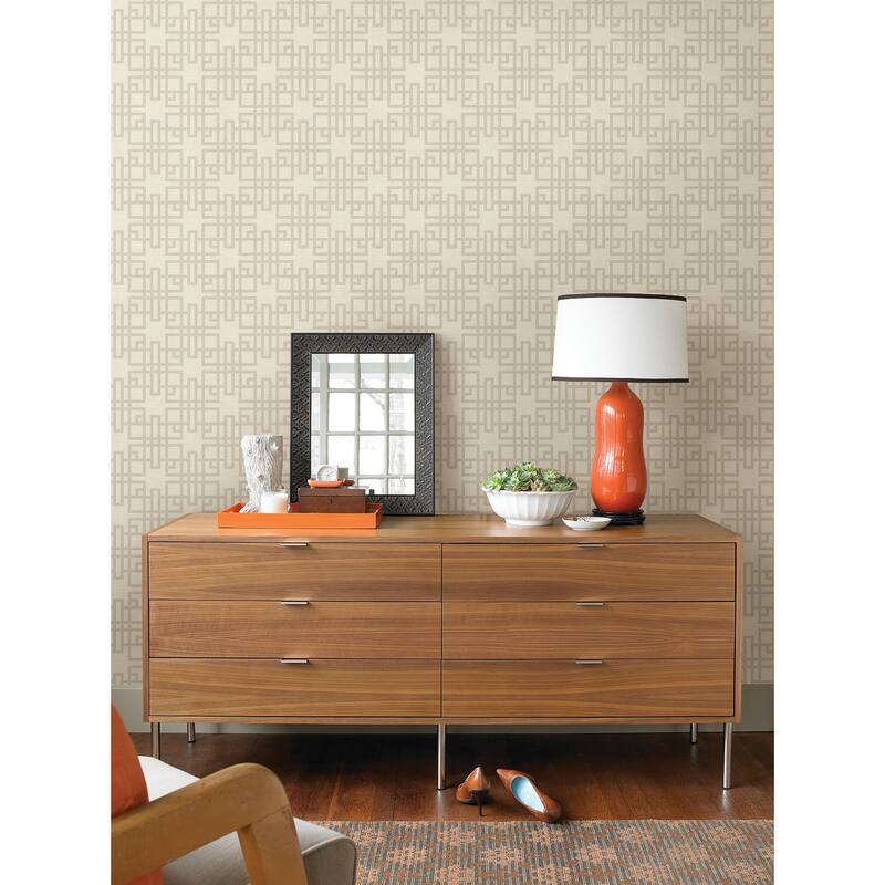 Advantage Mana White Trellis Wallpaper - 20.9in x 396in x 0.025in - 20.9in x 396in x 0.025in