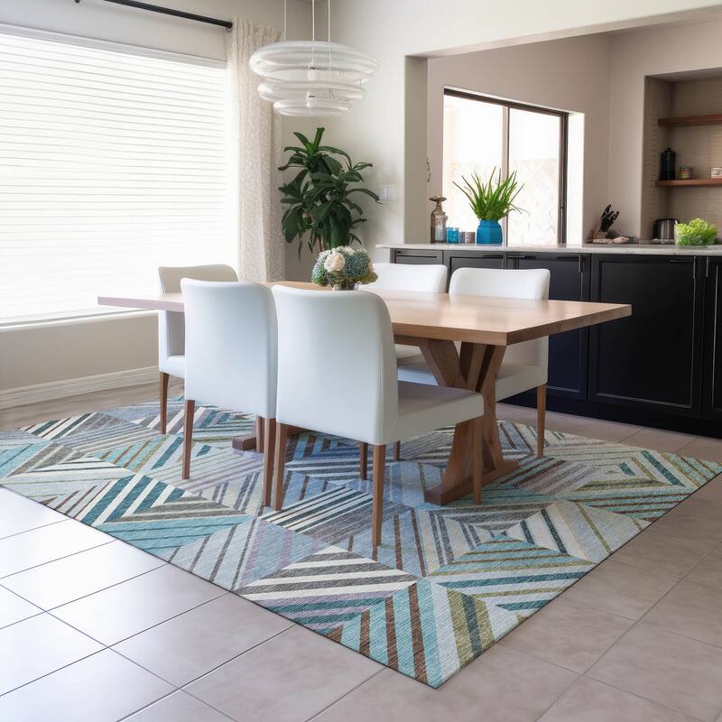 Machine Washable Indoor/ Outdoor Geo Mosaic Chantille Rug