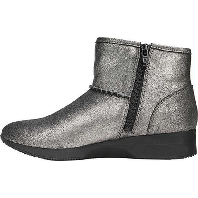naturalizer julian bootie