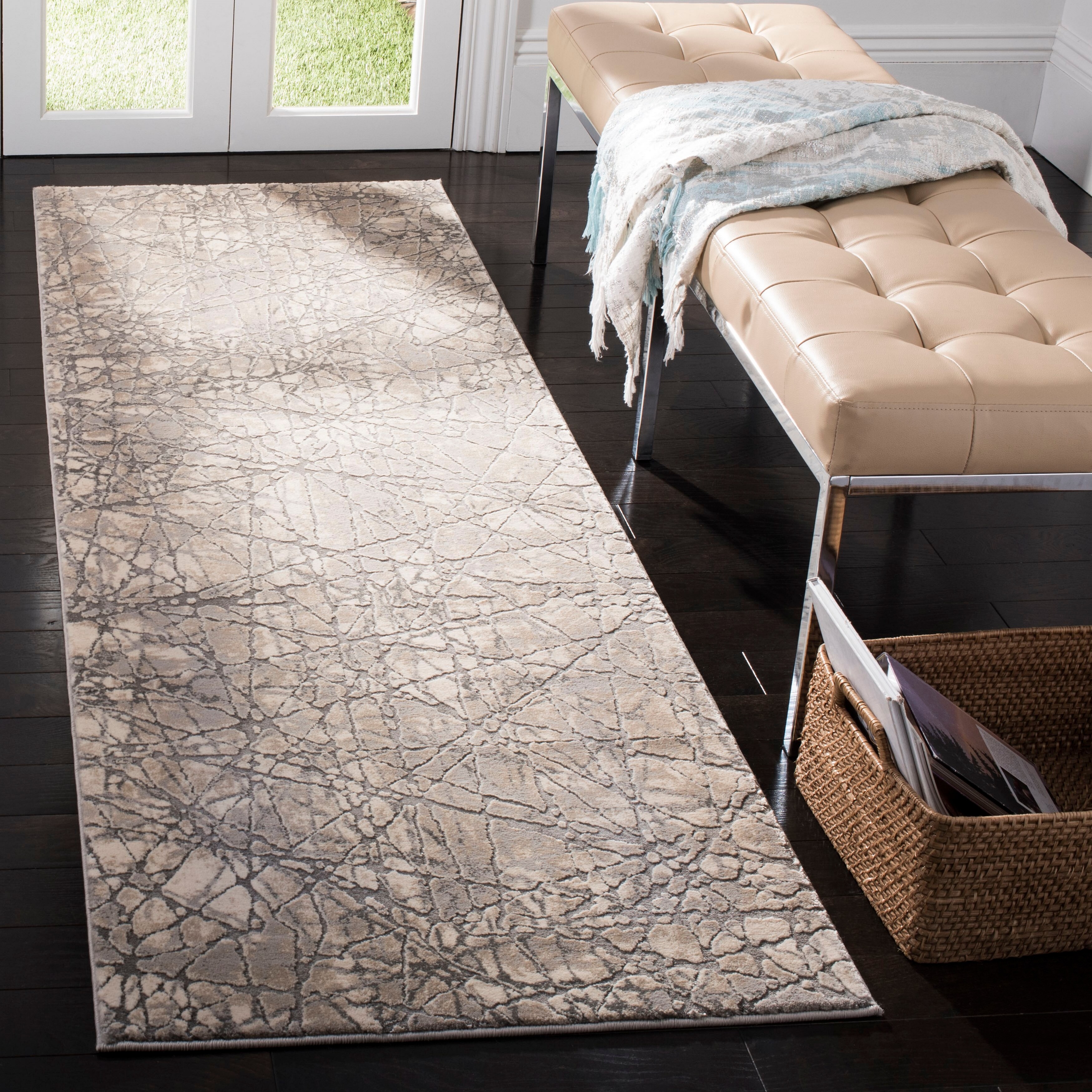 Safavieh Meadow Sumaya Modern Abstract Rug For Sale Online