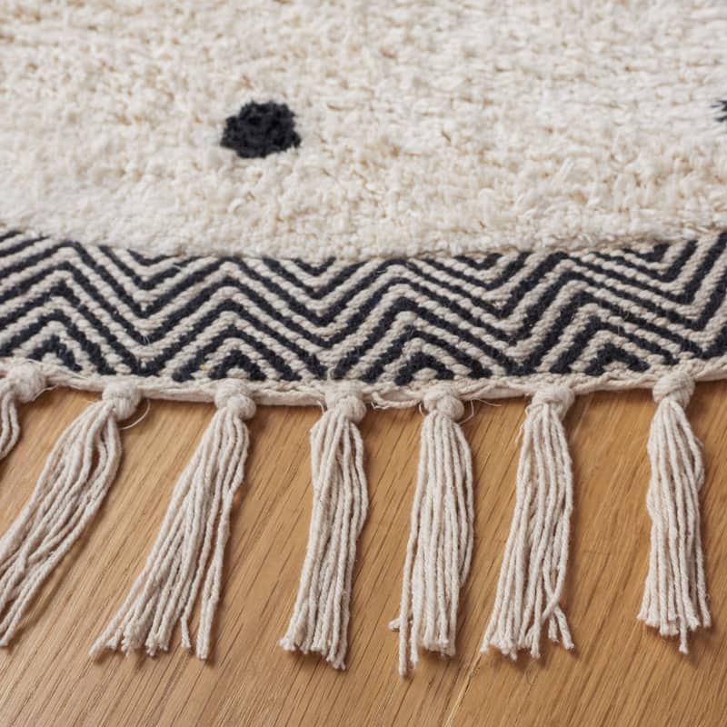 SAFAVIEH Easy Care Machine Washable Thieu Polka Dot Rug