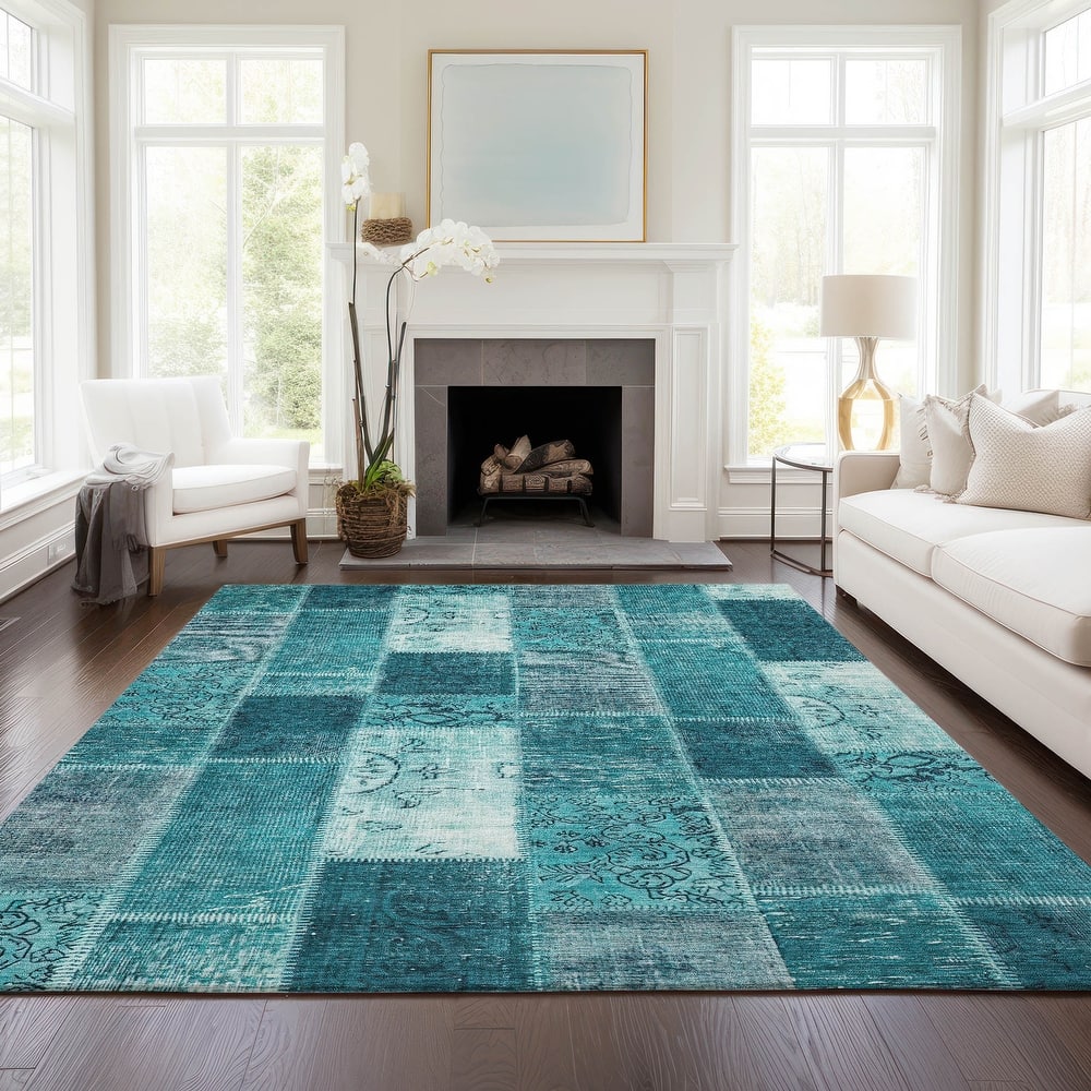 Machine Washable Indoor/ Outdoor Chantille Vintage Patchwork Rug