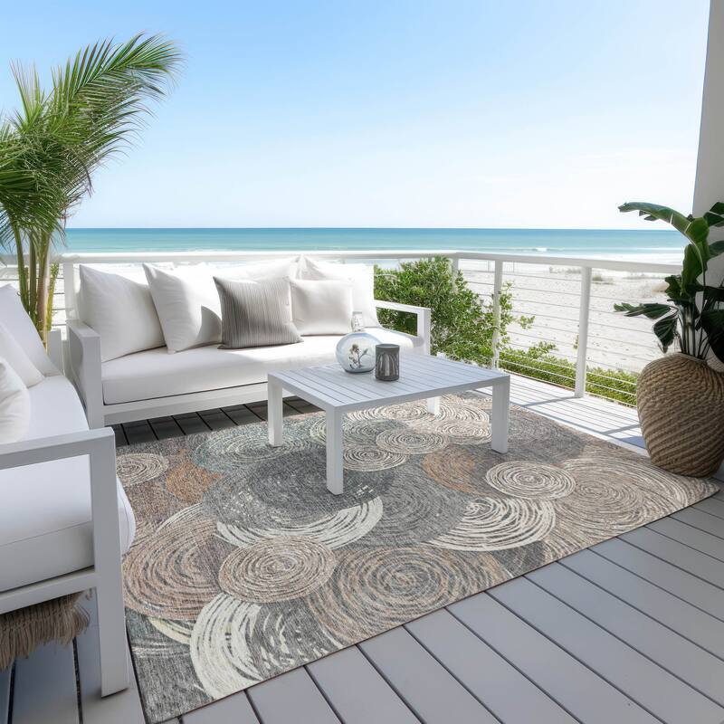 Machine Washable Indoor/ Outdoor Modern Twister Chantille Rug