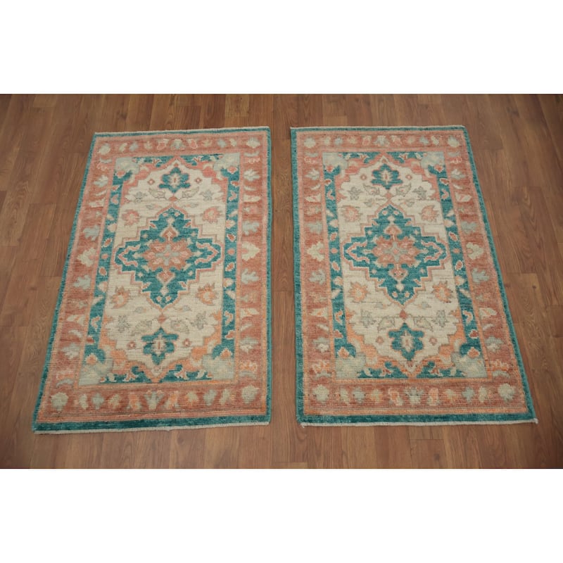 Hand Knotted Oriental 100% Wool Carpet Transitional Floral Beige & Ivories Oushak Area Rug - 3' 0'' X 2' 0''