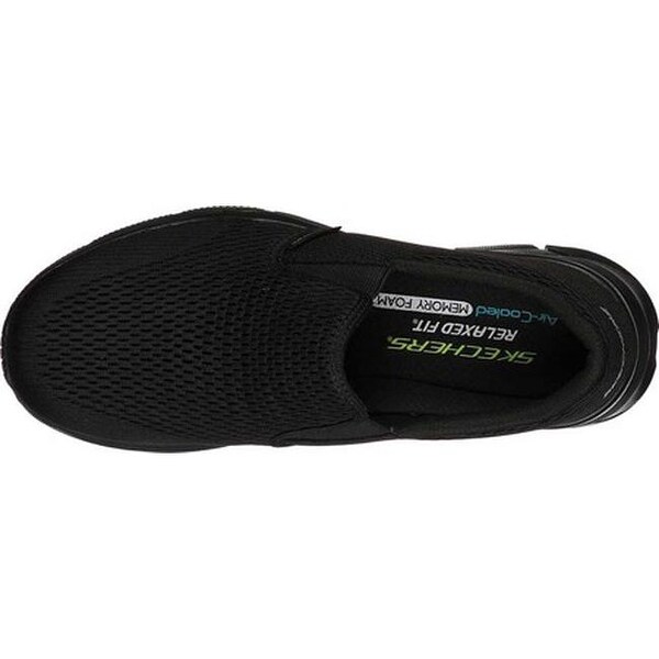 skechers relaxed fit cooled memory foam