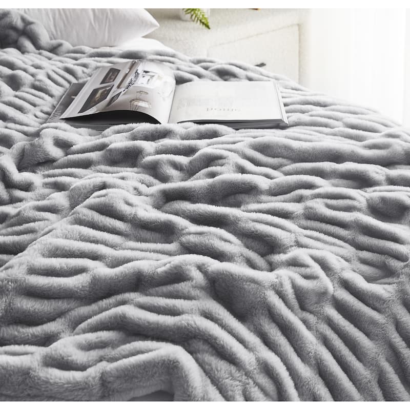 Nanshing Yoona Faux Fur Reversible Throw Blanket