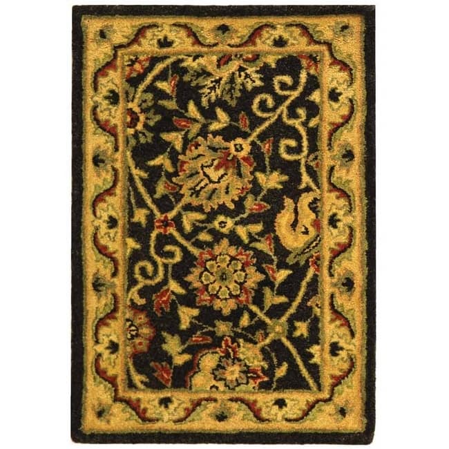SAFAVIEH Handmade Antiquity Mazie Traditional Oriental Wool Rug - 2' x 3' - Black