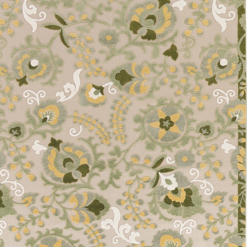 HomeRoots Floral Contemporary Rectangle Outdoor Rug - 10' X 14'