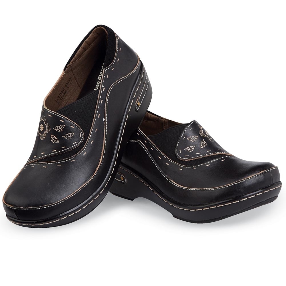 women's closed back clogs