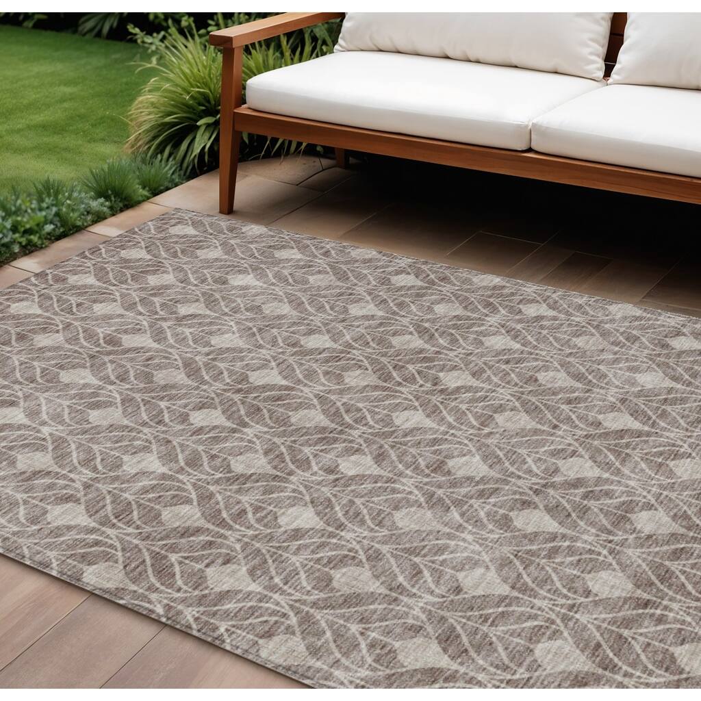 HomeRoots Geometric Transitional Rectangle Outdoor Rug