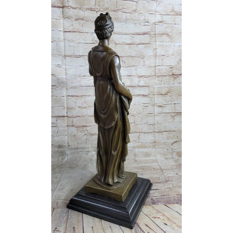 Gorgeous Roman Maiden 100 Percent Solid Bronze Sculpture Art Roman Goddess