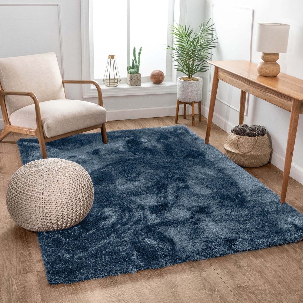 Well Woven Feather Liza Solid Shag Area Rug