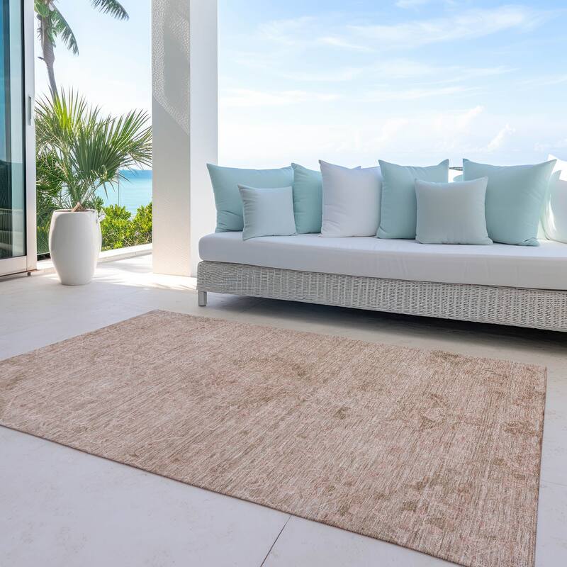 Machine Washable Indoor/ Outdoor Vintage Traditional Chantille Rug