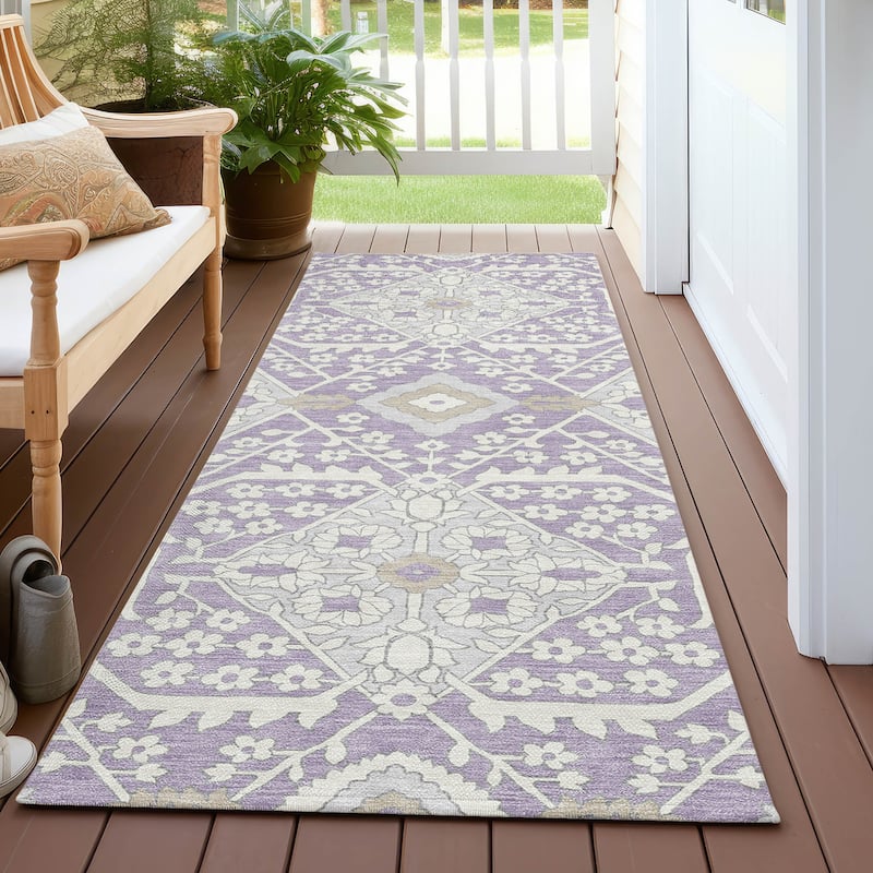 Machine Washable Indoor/ Outdoor Chantille Traditional Medallion Rug - Lavender - 2'3" x 7'6"