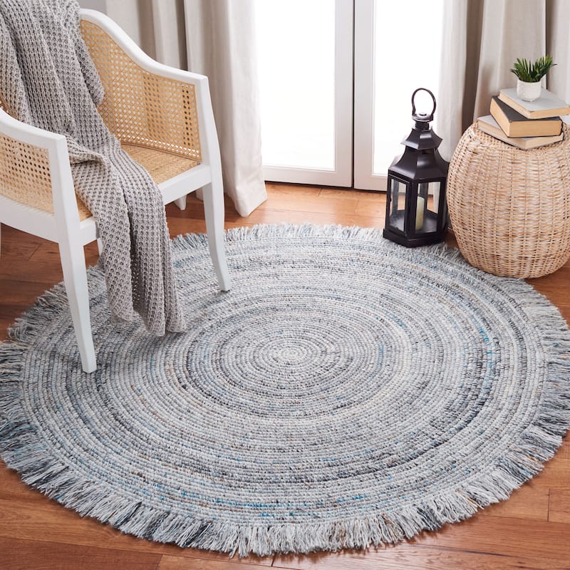 SAFAVIEH Hand-Woven Braided Kavita Country Rug with Fringe - 3' Round - Grey/Blue