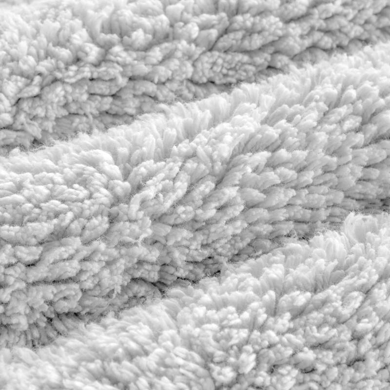 Cotton Tufted 3000 GSM Reversible Bath Rug