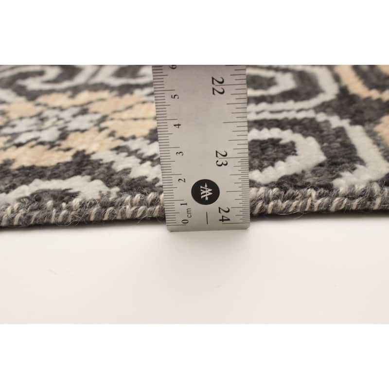 ECARPETGALLERY Hand-knotted Mystique Black Wool Rug - 3' x 4' 9"