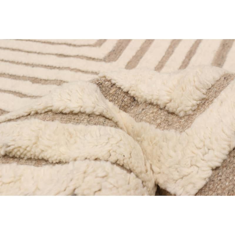 ECARPETGALLERY Hand-knotted Tangier Cream Wool Rug - 8'0 x 10'2