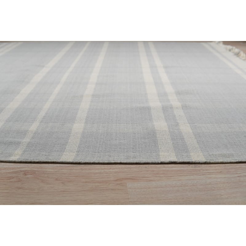 Hand-Knotted Wool Heriz Design Rug, 9' x 12', Ivory Area Rug, Elegant Handcrafted Soft Texture for Living Rooms - L