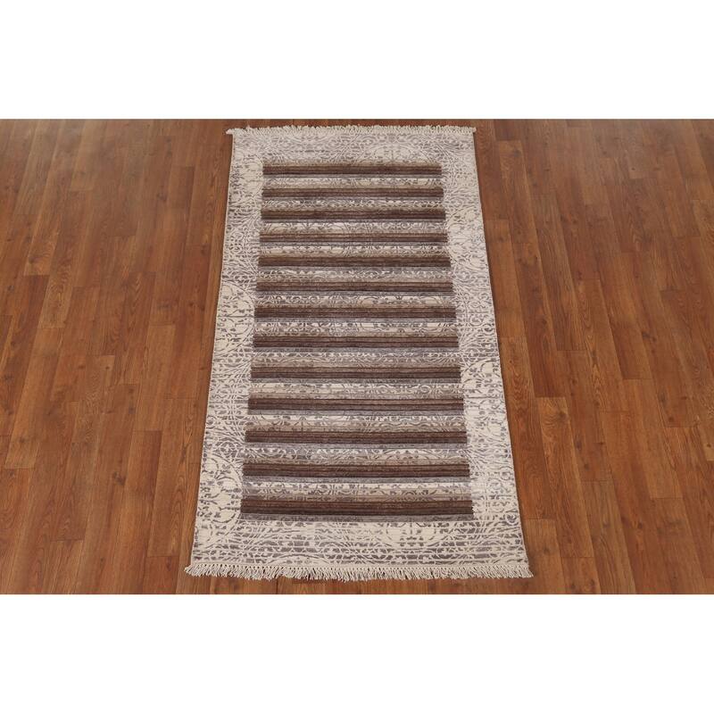 Abstract Oriental Accent Rug Handmade Wool Carpet - 2'9"x 5'0"