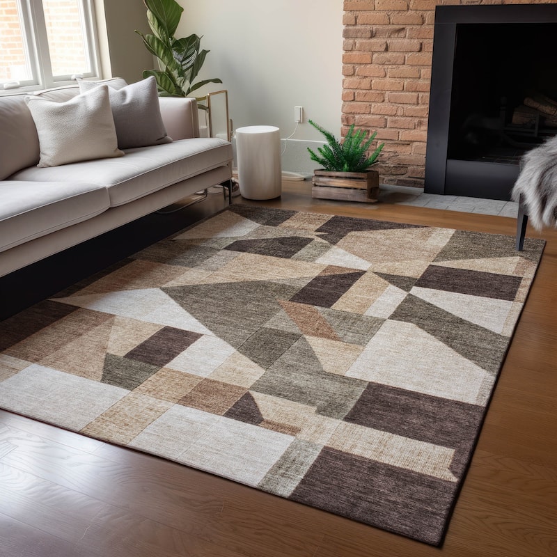 Machine Washable Indoor/ Outdoor Modern Geo Chantille Rug