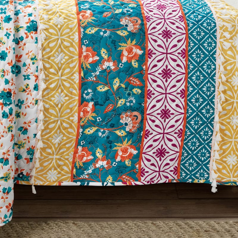 Lush Decor Emily Boho Stripe Reversible 3 Piece Quilt Set