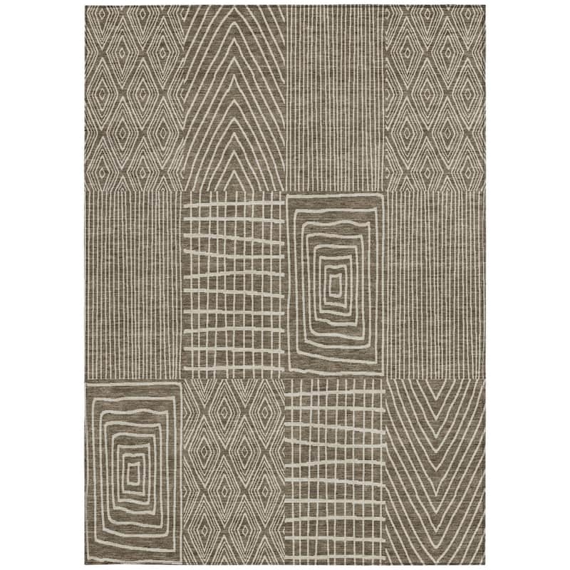HomeRoots Geometric Transitional Rectangle Outdoor Rug