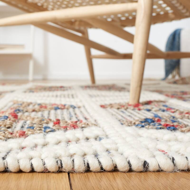 SAFAVIEH Handmade Natura Narine Boho Jute & Wool Braided
