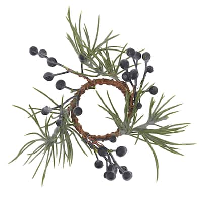 Holiday Napkin Rings With Pine and Berry Design (Set of 4)