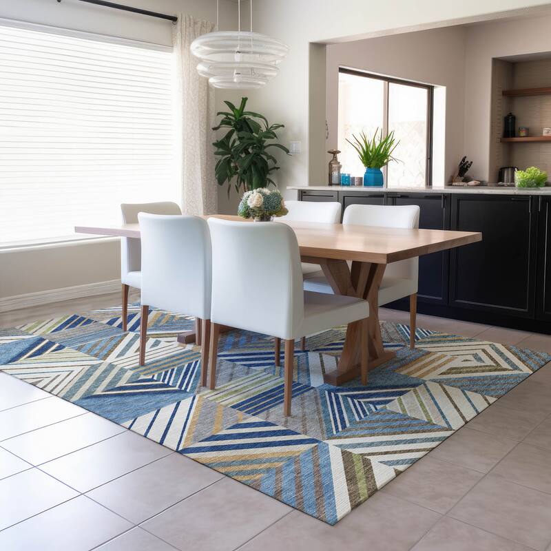 Machine Washable Indoor/ Outdoor Geo Mosaic Chantille Rug