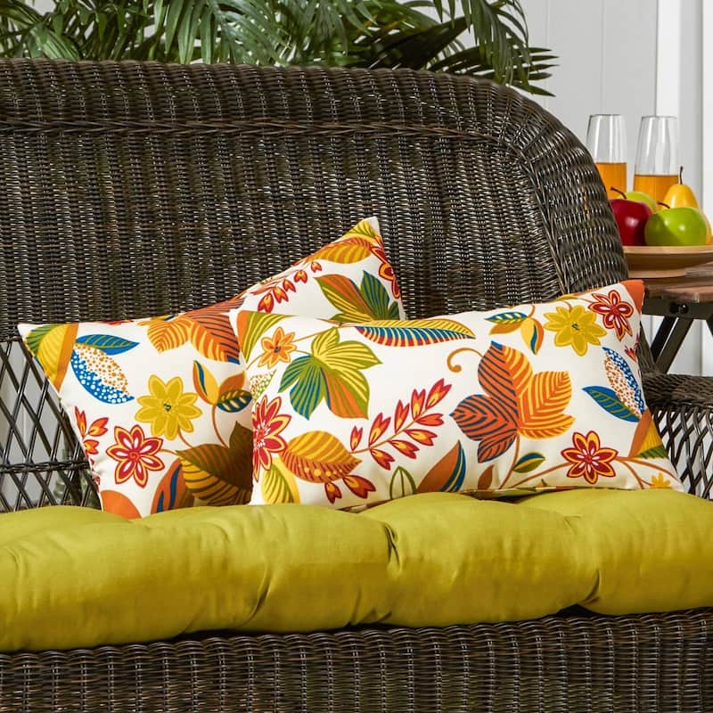 Esprit Floral 19x12-inch Rectangular Outdoor Accent Pillows (Set of 2)