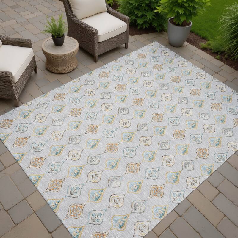 Machine Washable Indoor/ Outdoor Casual Greenwood Chantille Rug
