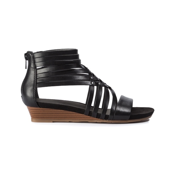 bare traps corra wedge sandal