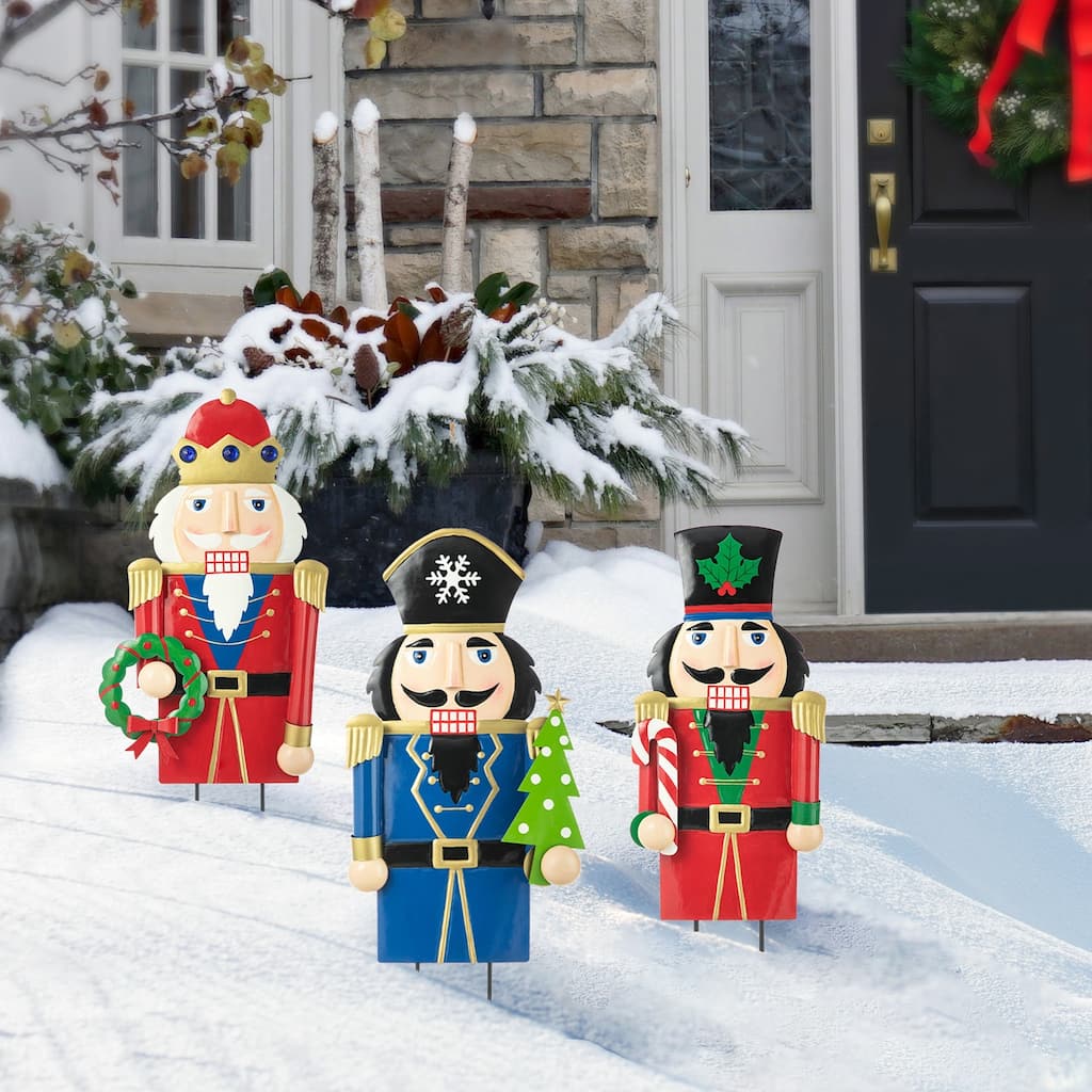 Glitzhome Set of 3 Metal Nutcrackers Yard Stake or Christmas Wall Decor - Nutcracker