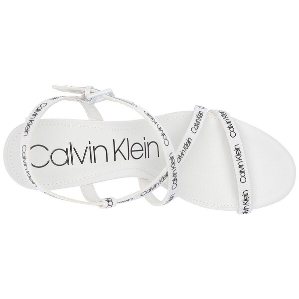 calvin klein gennovah