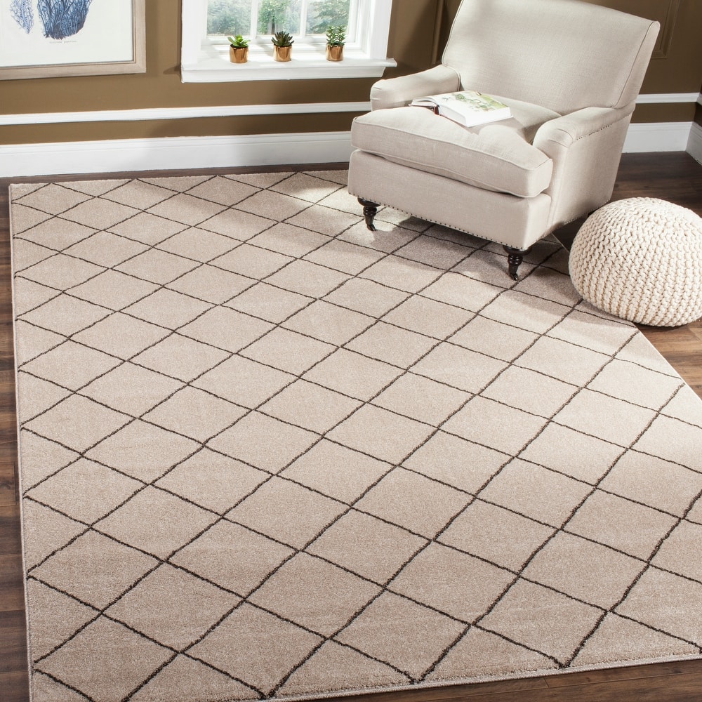 SAFAVIEH Tunisia Ellada Southwestern Rug