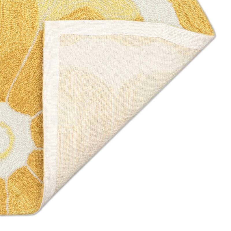 Liora Manne Frontporch Lemon Slice Indoor/Outdoor Rug Yellow - 30"X48" 1/2 RD