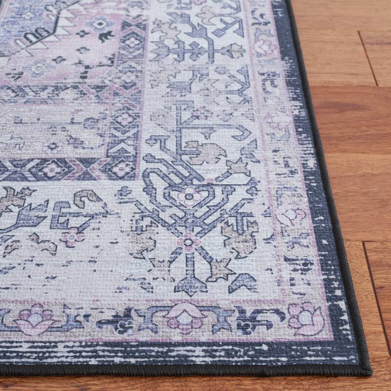 SAFAVIEH Tucson Machine Washable Slip Resistant Liddie Traditional Rug