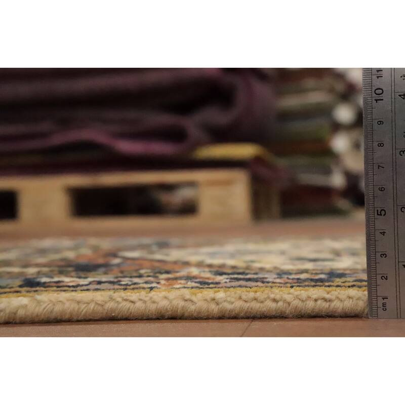 Hand Knotted Oriental 100% Wool Carpet Traditional Medallion Beige & Ivories Heriz (serapi) Area Rug - 3' 0'' X 2' 0''