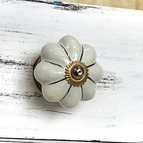 Set of 6 Handcrafted Ceramic 'Pale Floral Beauties' Cabinet Knobs (India)