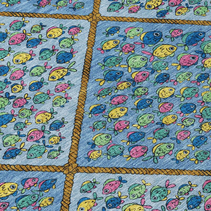 Machine Washable Indoor/ Outdoor Diamond Fish Chantille Rug