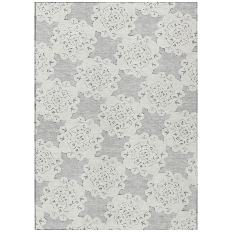 Machine Washable Indoor/ Outdoor Global Motif Chantille Rug