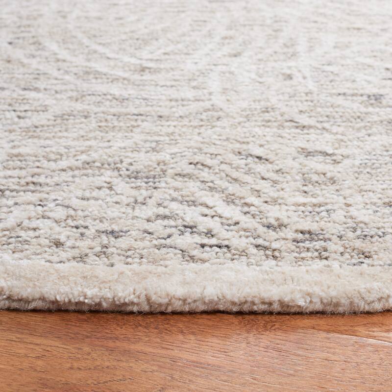 SAFAVIEH Handmade Precious Hailie Rug